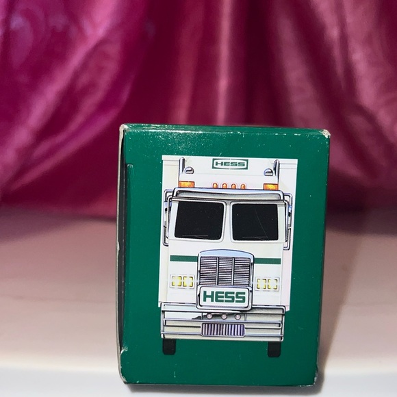 🧨Vintage New In Box 2013 Miniature HESS TRUCK AND RACERS 🧨 - Picture 4 of 5